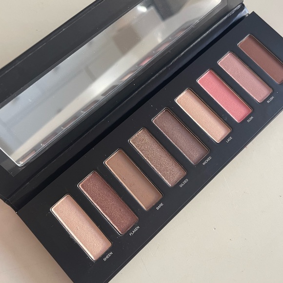 Studio Makeup Easy to Wear Palette - Picture 5 of 7